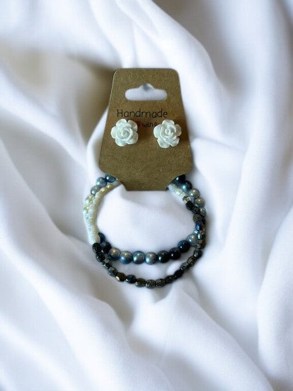 Bracelets et Boucle d'oreille