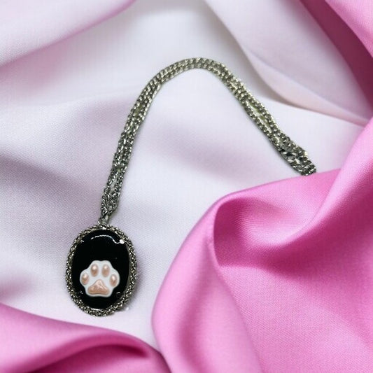 Collier patte de chat
