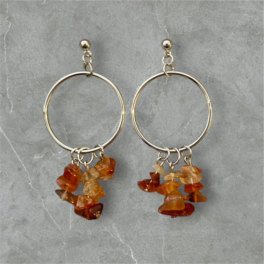 Amber stone earring