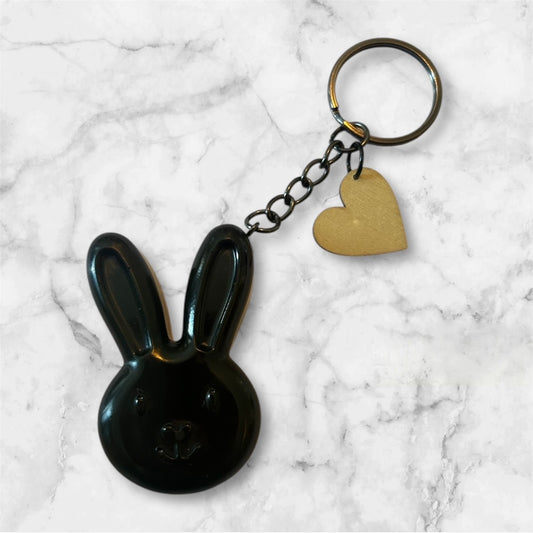 Porte-clé lapin cœur en bois a personnalisé