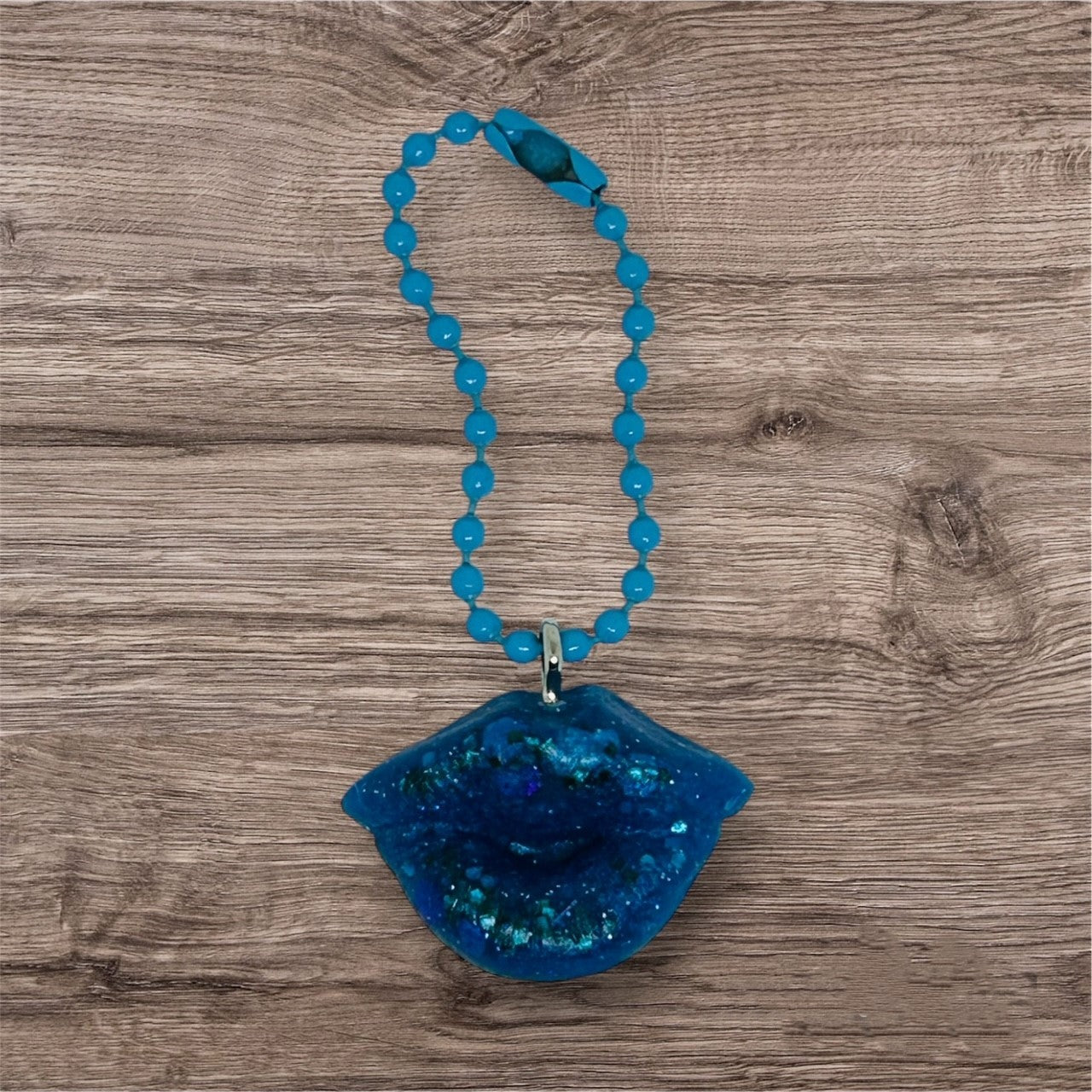 Epoxy Lip Keychain